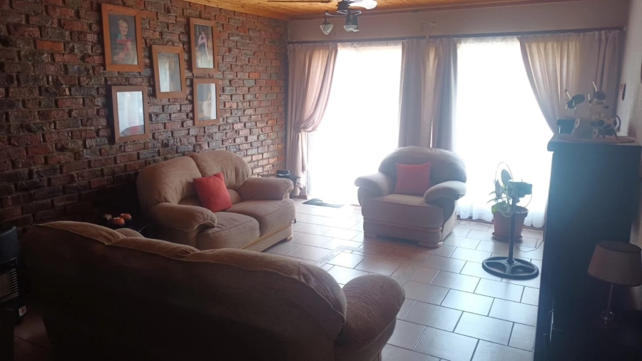 2 Bedroom Property for Sale in Hennenman Free State